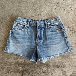 Grlfrnd Helena High Rise Jean Short in Slow Burn